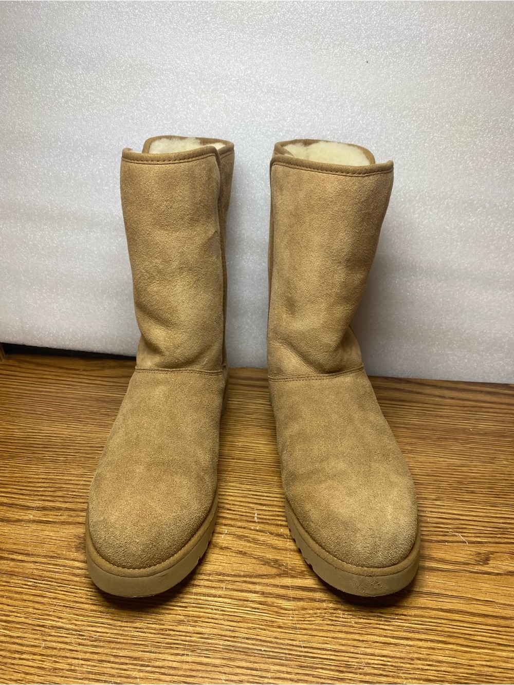 UGG Australia Amie Classic Winter Boots Cuffable Chestnut Womens Size 10